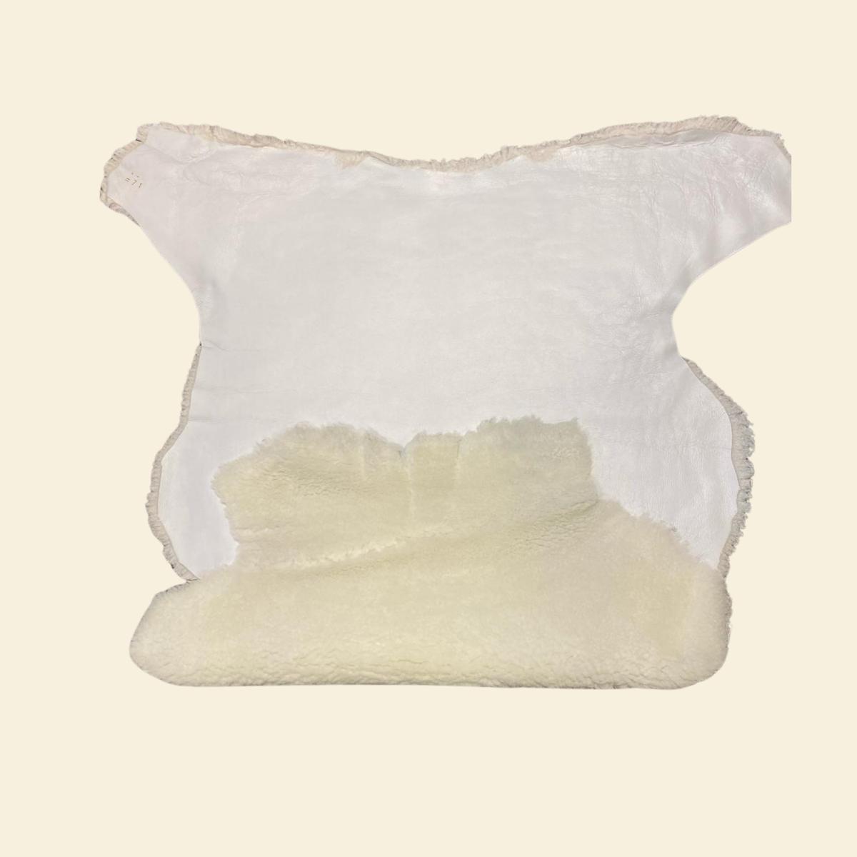 White sheepskin swatch