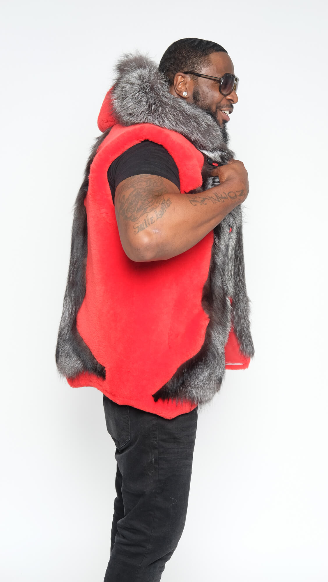 Mouton vest with fur trimming Style #6500